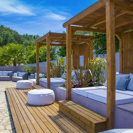 Ionian Eye Design Studios&spa *