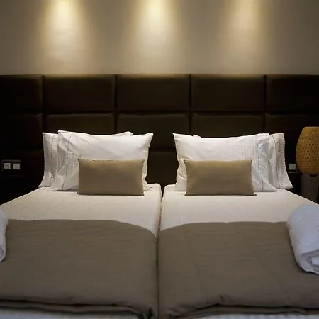 Ionian Eye Design & * Mesongí