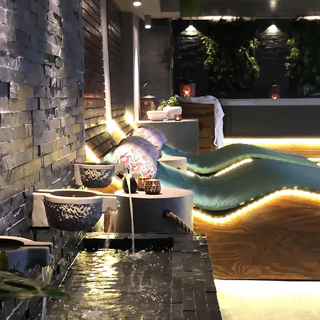 Ionian Eye Design & Lägenhet