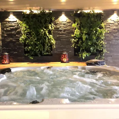 Ionian Eye Design Studios&spa * Mesongí