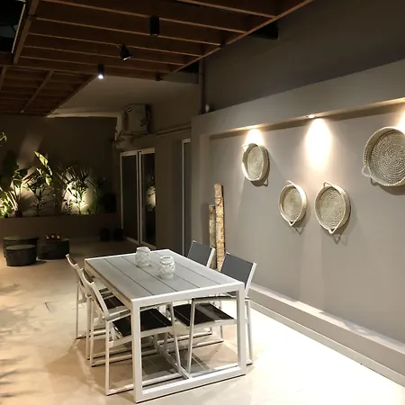 Daire Ionian Eye Design & *